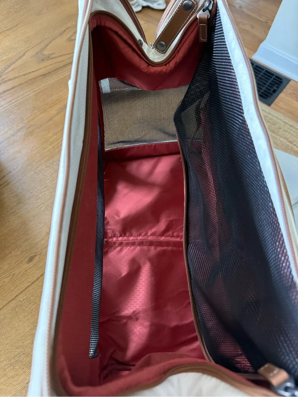 Delsey White & Brown Small Pet Carrier